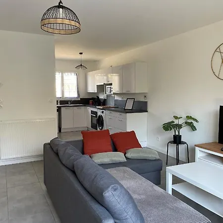 Dom wakacyjny Les De Castel - Les Roses *